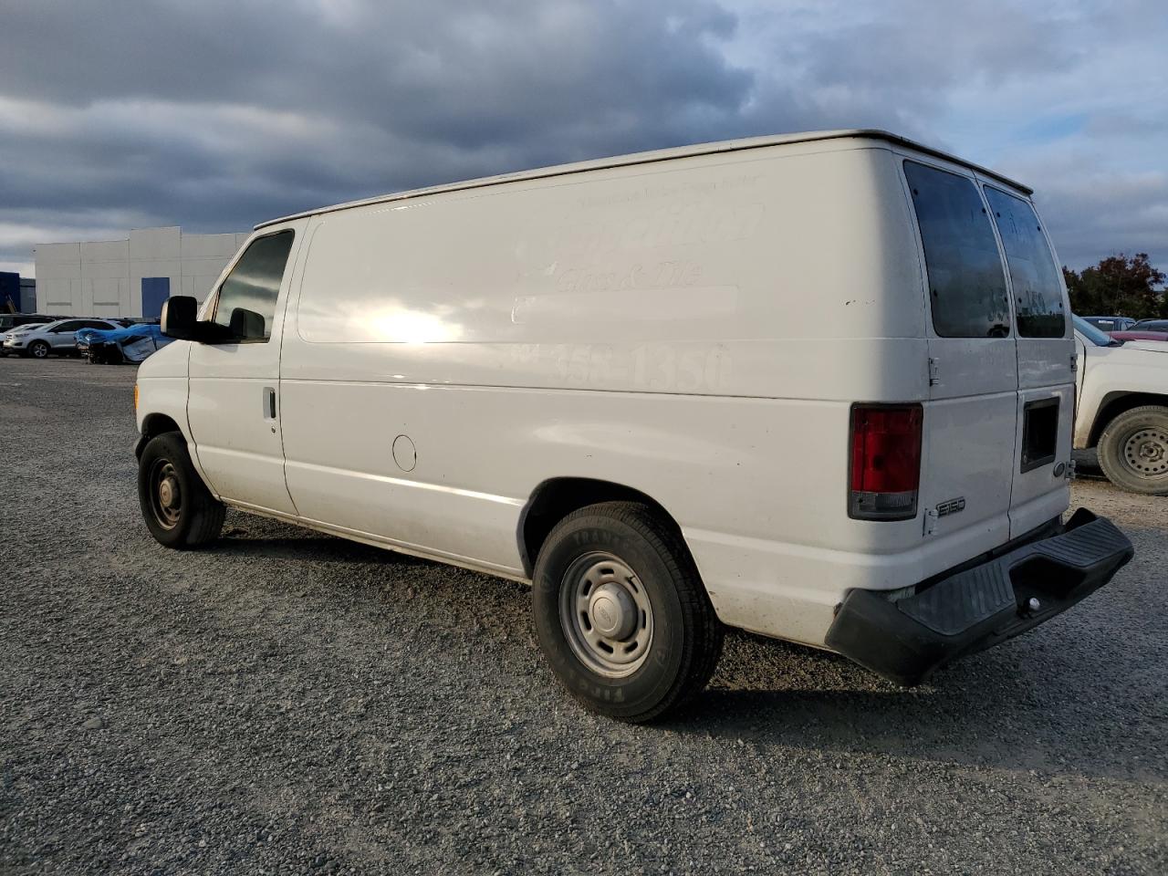 Image 2 of 2006 FORD ECONOLINE E150 VAN 2006 with VIN 1FTRE14W06DB43996