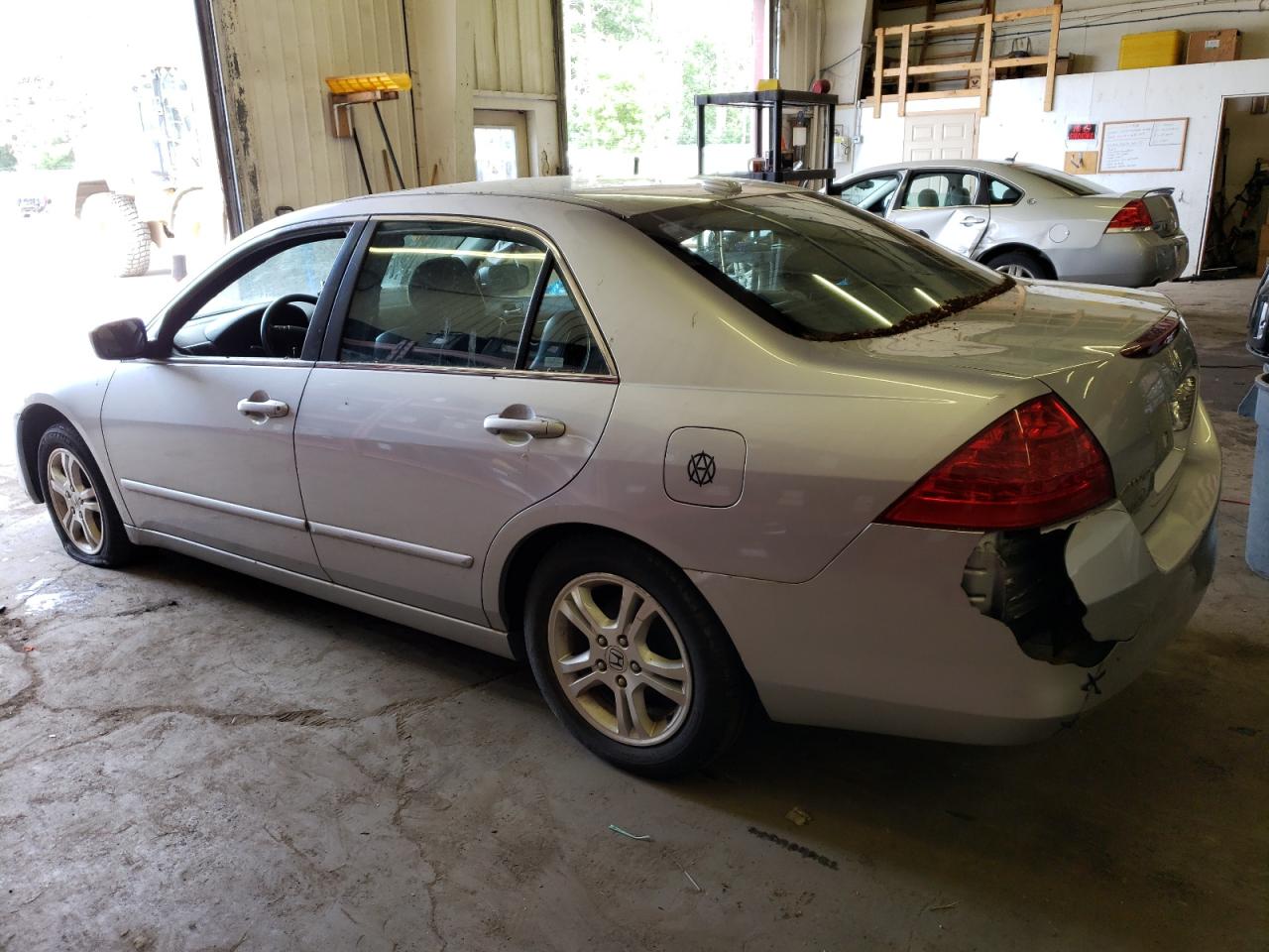 Image 2 of 2007 HONDA ACCORD EX 2007 with VIN 1HGCM56877A101831