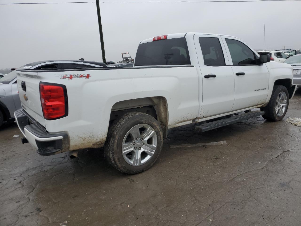 Obraz 3 z 2017 CHEVROLET SILVERADO K1500 CUSTOM 2017 z VIN 1GCVKPEC7HZ121076