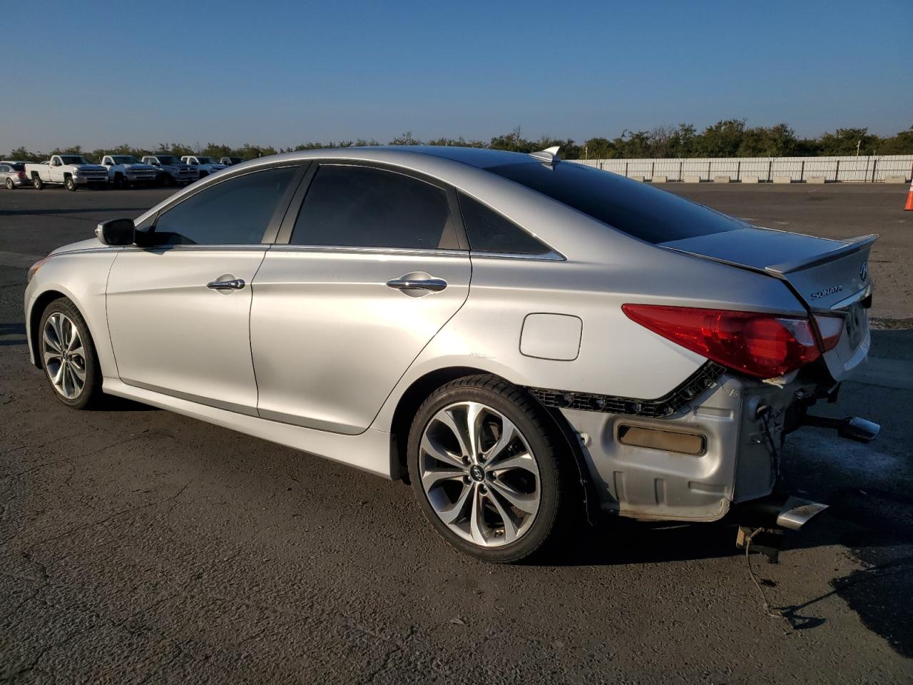 Image 2 of 2014 HYUNDAI SONATA SE 2014 with VIN 5NPEC4AC6EH876594