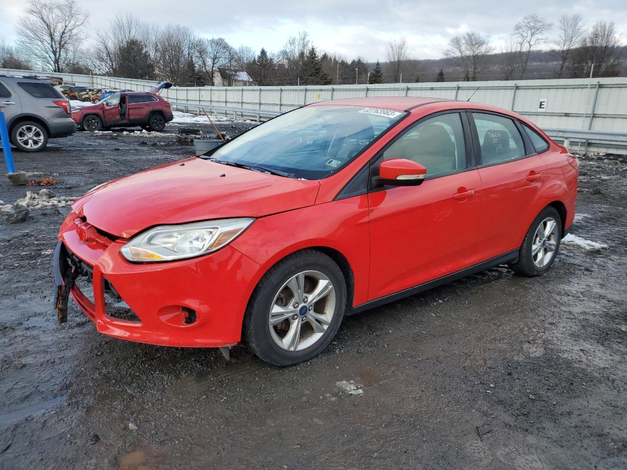 Image 1 of 2013 FORD FOCUS SE 2013 with VIN 1FADP3F29DL330477