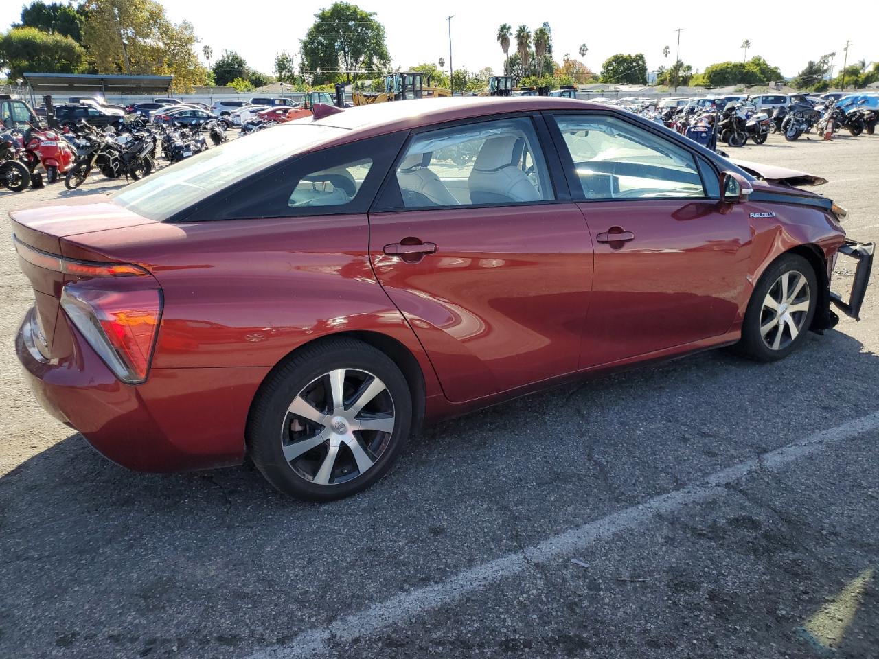 Изображение 3 2017 TOYOTA MIRAI  2017 с VIN JTDBVRBD3HA002605