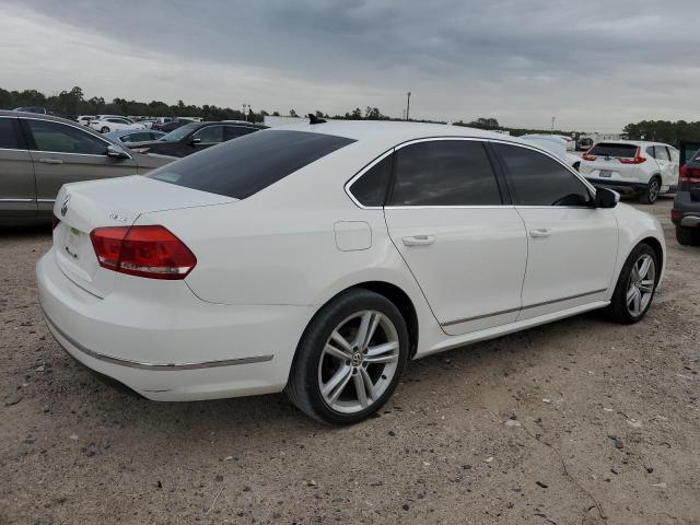 Obraz 3 z 2015 VOLKSWAGEN PASSAT SE 2015 z VIN 1VWBV7A30FC050901