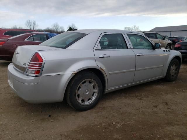 Obraz 3 z 2005 CHRYSLER 300 TOURING 2005 z VIN 2C3JA53G45H641585