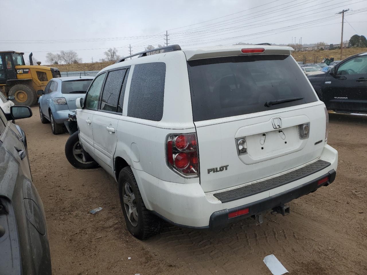 Image 2 of 2006 HONDA PILOT EX 2006 with VIN 5FNYF18566B001980