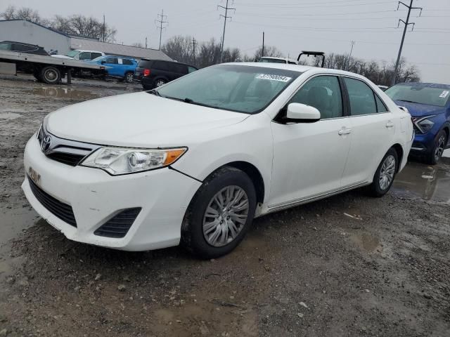 Obraz 1 z 2014 TOYOTA CAMRY L 2014 z VIN 4T4BF1FK0ER399466