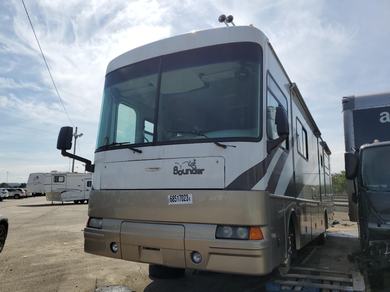 Image 2 of 2003 FREIGHTLINER CHASSIS X 2003 with VIN 4UZAAHBV73CM21026