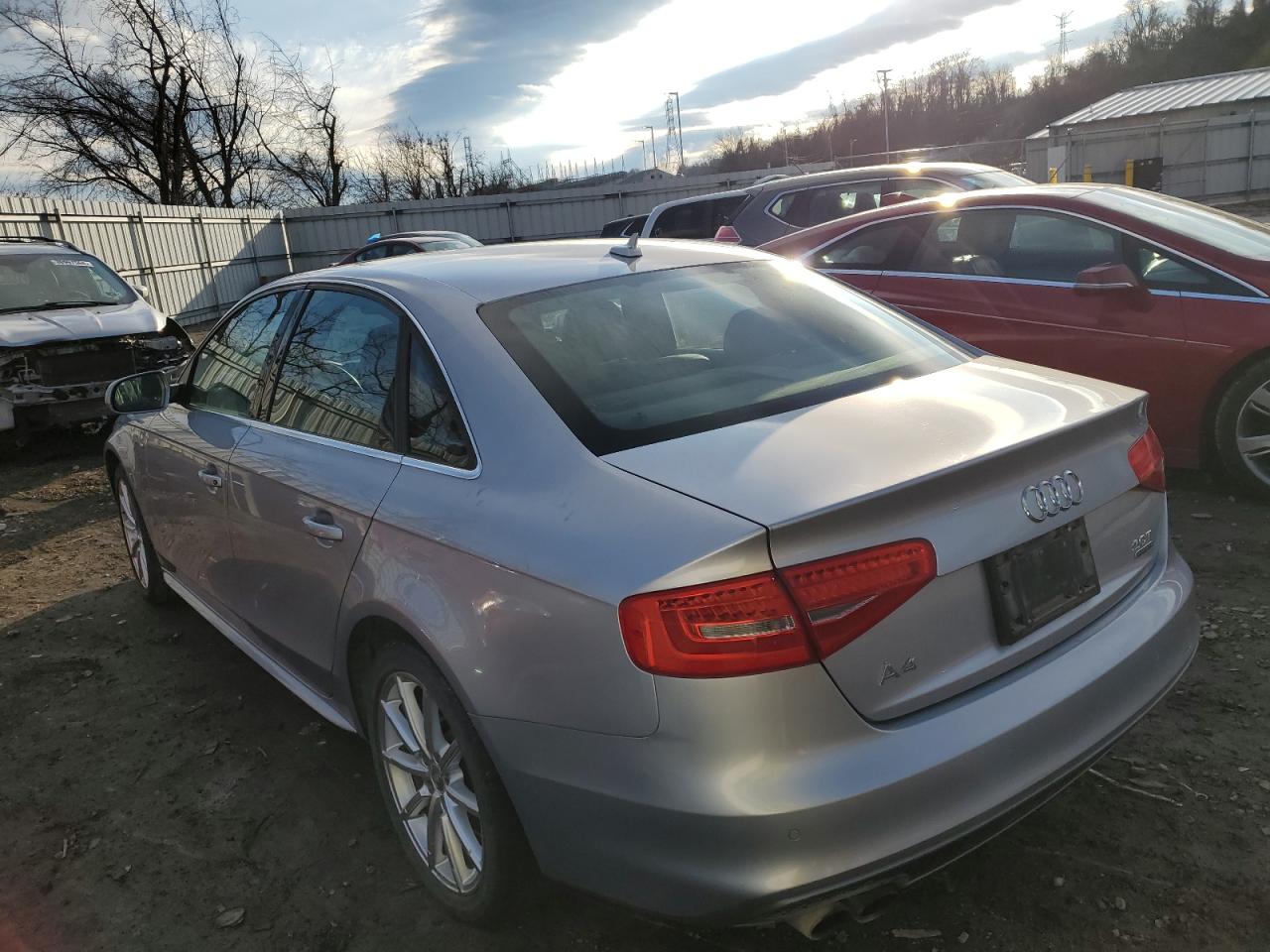 Obraz 2 z 2016 AUDI A4 PREMIUM PLUS S-LINE 2016 z VIN WAUFFAFLXGN005667