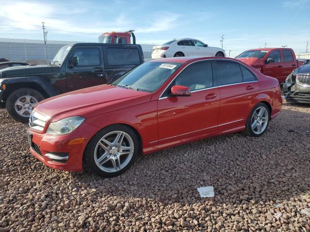 Obraz 1 z 2013 MERCEDES-BENZ C 250 2013 z VIN WDDGF4HB4DA792752