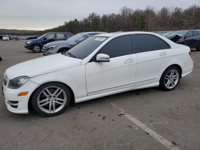 Obraz 1 z 2013 MERCEDES-BENZ C 300 4MATIC 2013 z VIN WDDGF8AB8DR268779