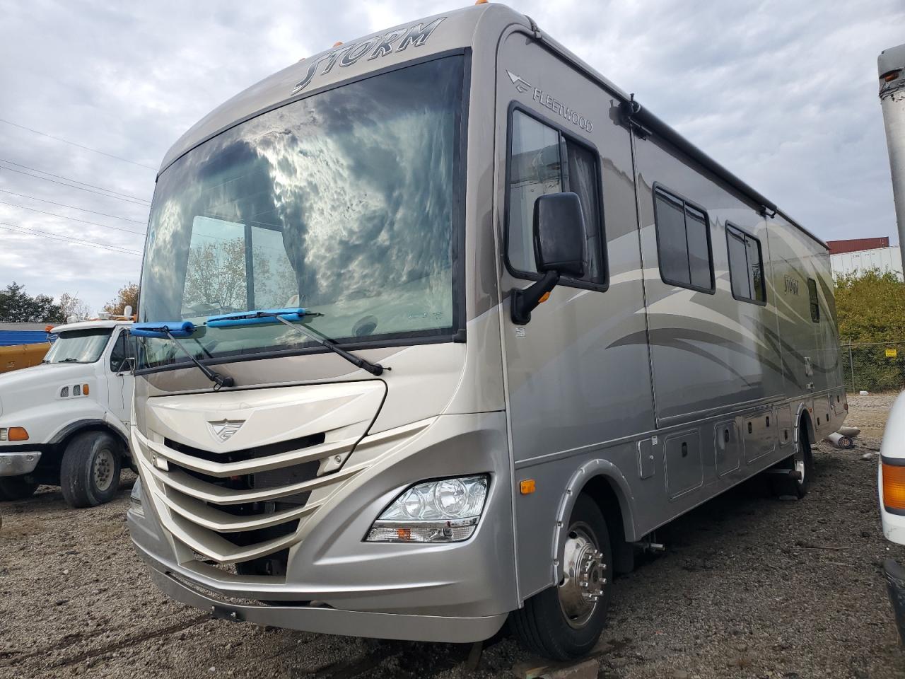Image 2 of 2014 FORD F53  2014 with VIN 1F65F5DY0E0A03203