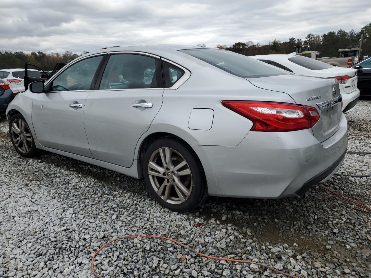 Obraz 2 z 2016 NISSAN ALTIMA 3.5SL 2016 z VIN 1N4BL3AP7GC159044