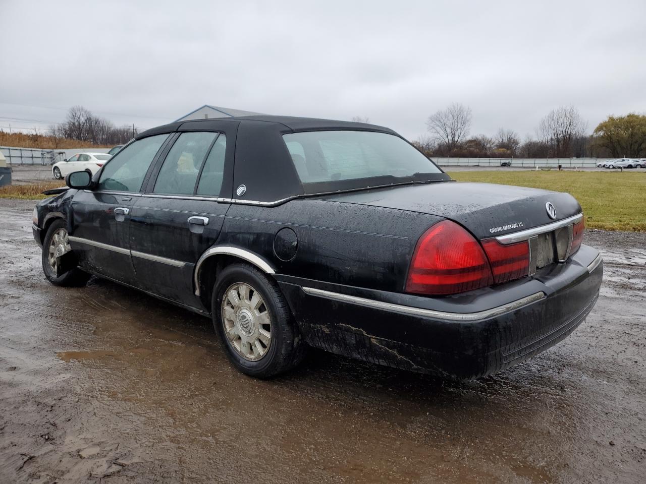 Image 2 of 2004 MERCURY GRAND MARQUIS LS 2004 with VIN 2MEFM75W44X681287