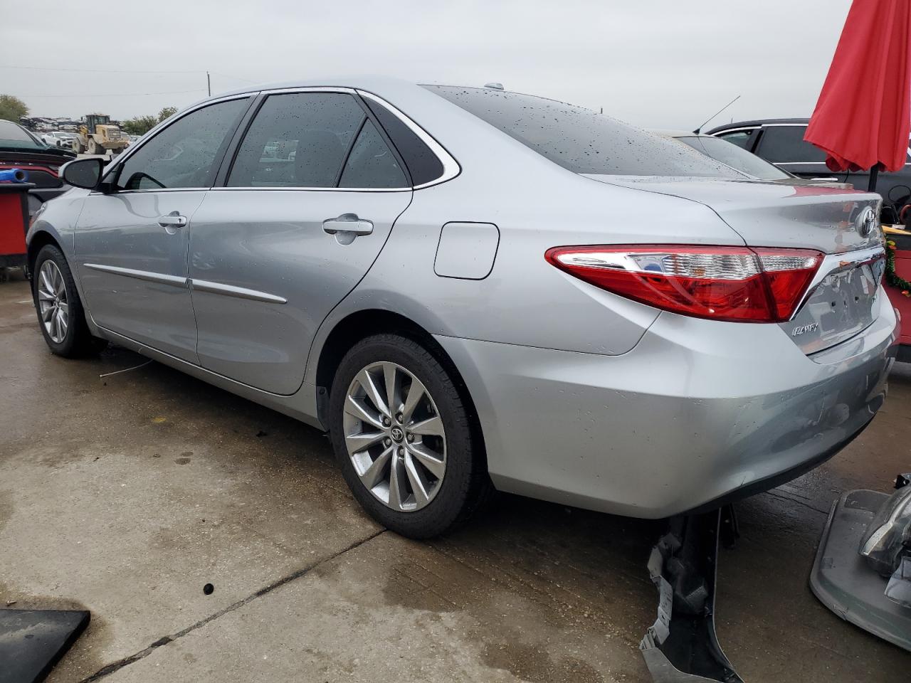 Image 2 of 2017 TOYOTA CAMRY LE 2017 with VIN 4T1BF1FK4HU317351