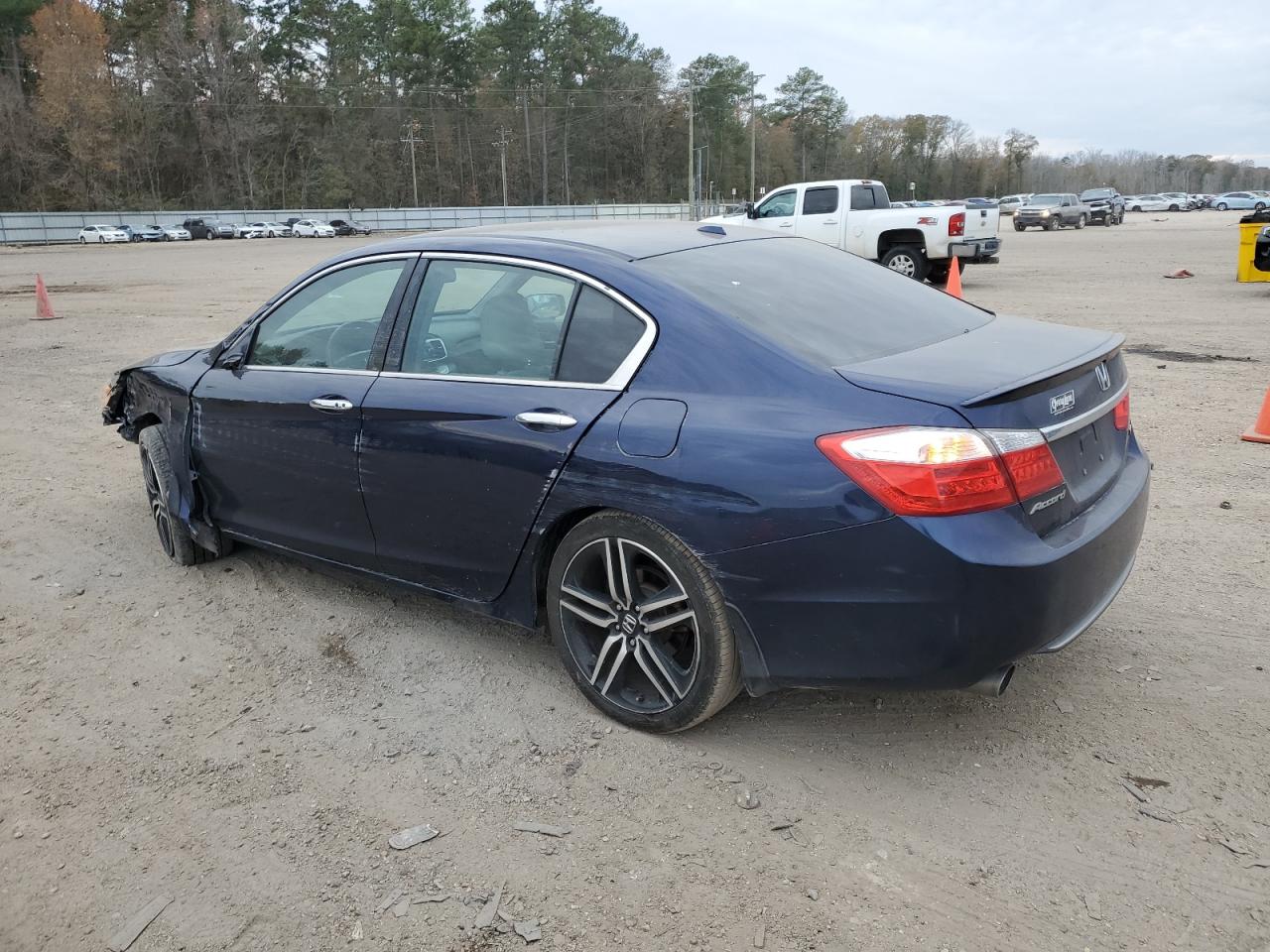 Изображение 2 2014 HONDA ACCORD EXL 2014 с VIN 1HGCR3F88EA015351