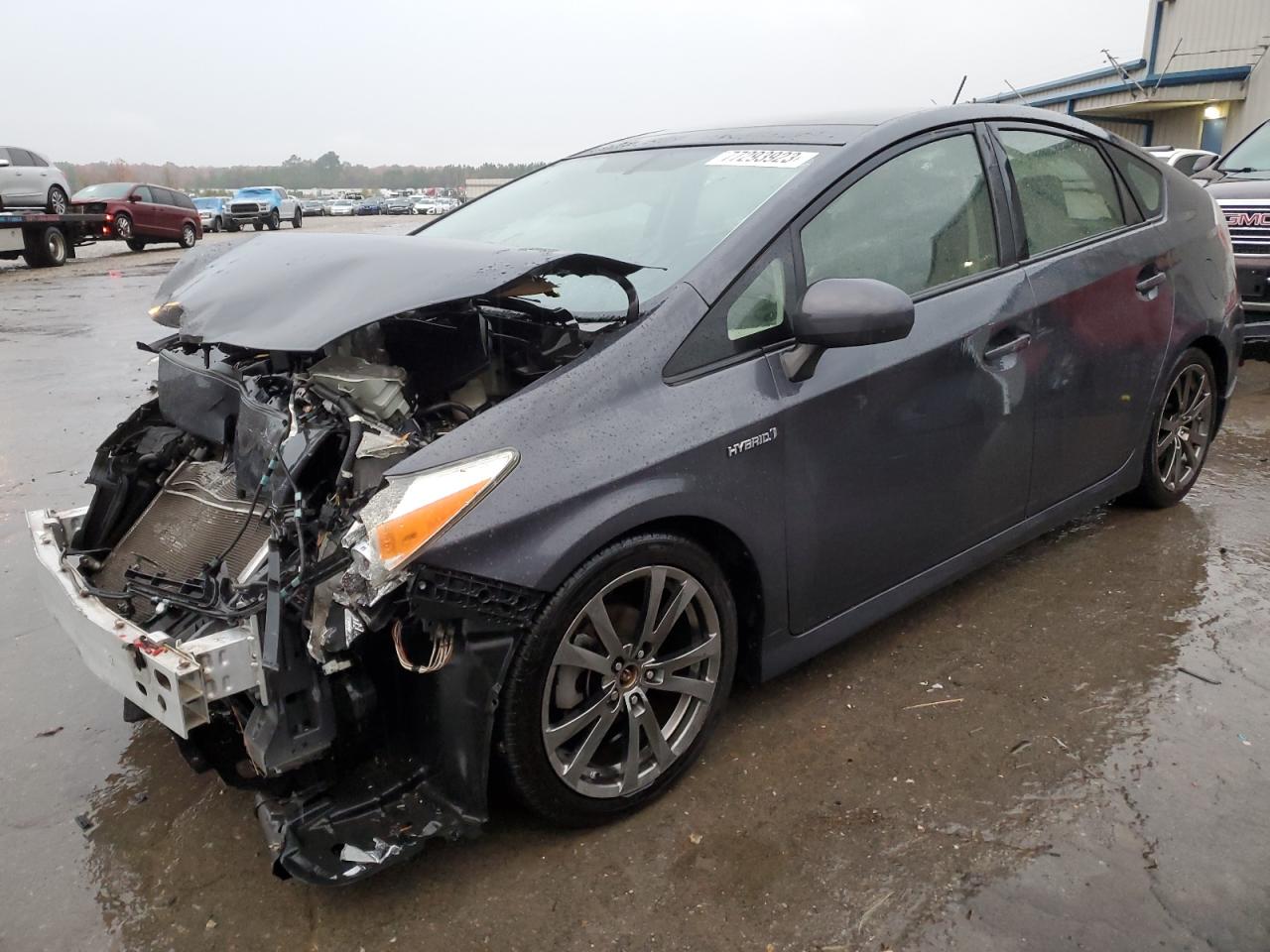 Image 1 of 2013 TOYOTA PRIUS  2013 with VIN JTDKN3DU3D1674183