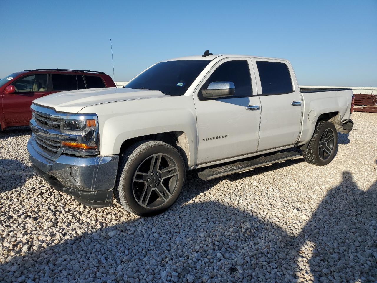 Image 1 of 2018 CHEVROLET SILVERADO C1500 CUSTOM 2018 with VIN 3GCPCPEC2JG124642