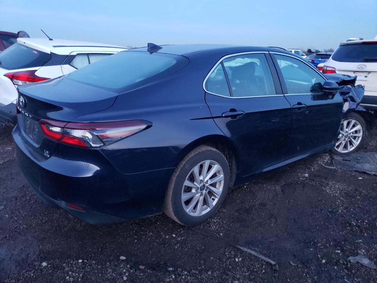 Image 3 of 2022 TOYOTA CAMRY LE 2022 with VIN 4T1C11BK0NU055042