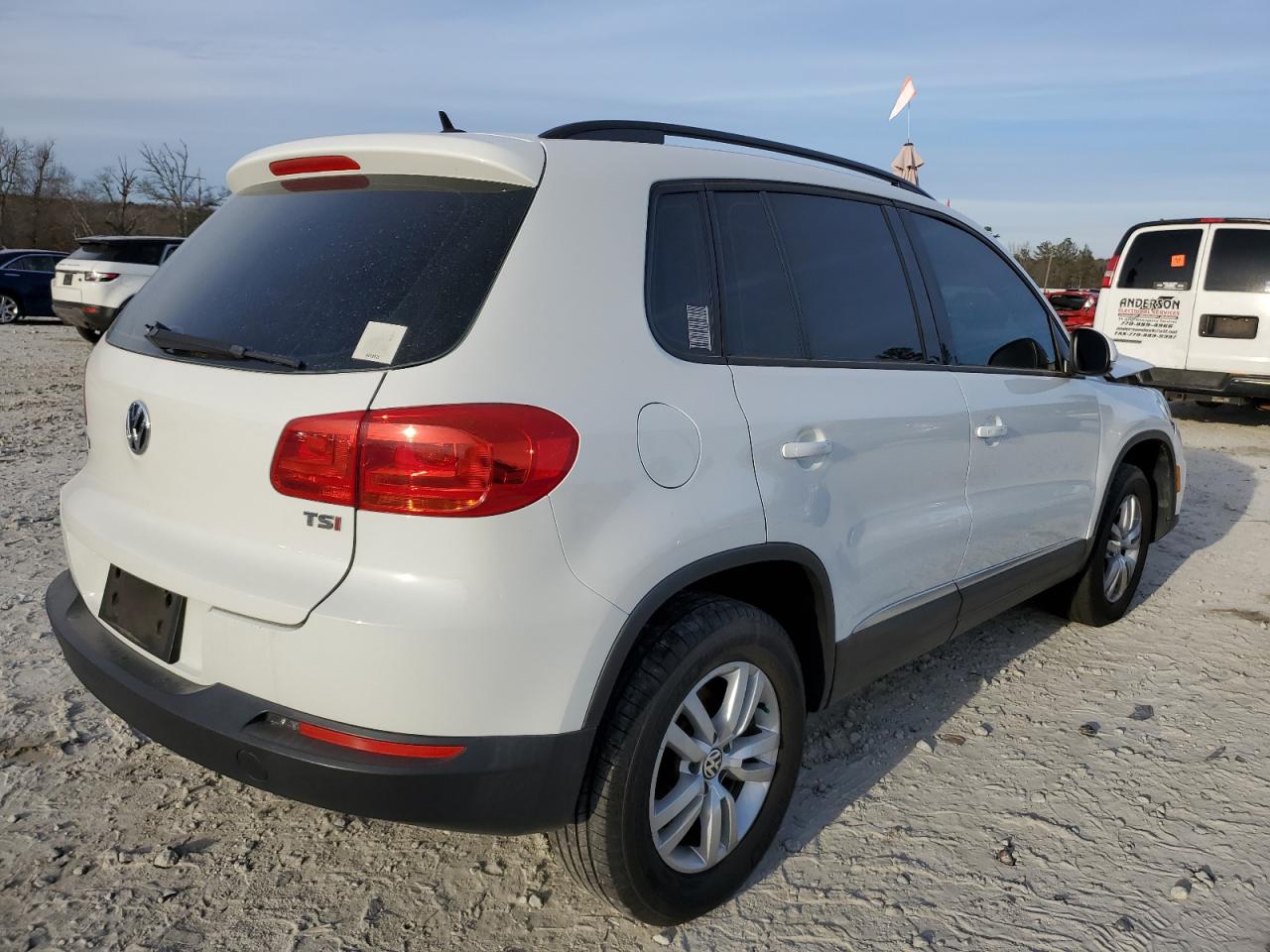 Image 3 of 2016 VOLKSWAGEN TIGUAN S 2016 with VIN WVGAV7AX9GW003640