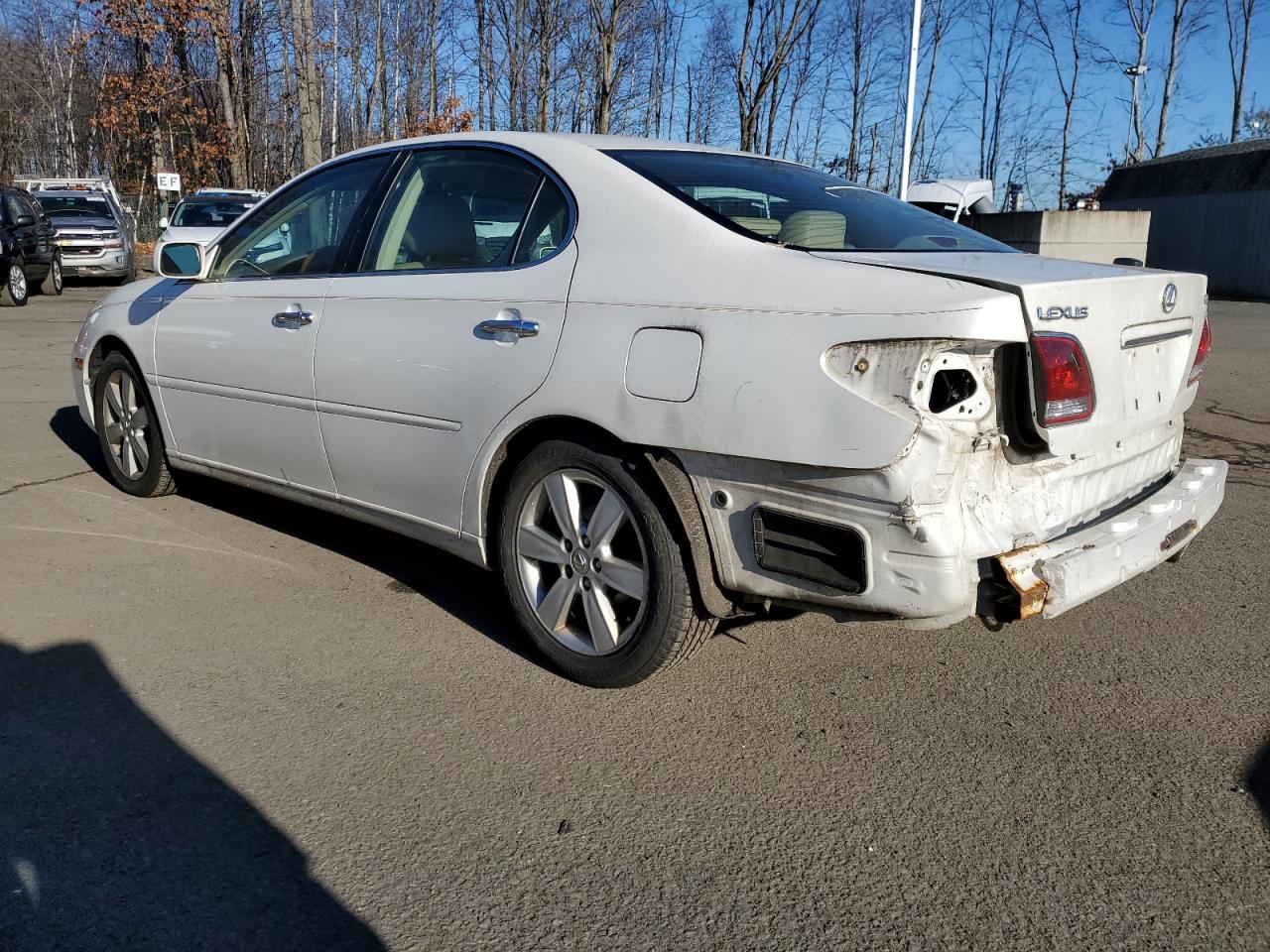 Изображение 2 2005 LEXUS ES 330 2005 с VIN JTHBA30G755060497