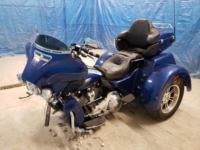 Изображение 2 2017 HARLEY-DAVIDSON FLHTCUTG TRI GLIDE ULTRA 2017 с VIN 1HD1MAD12HB857906