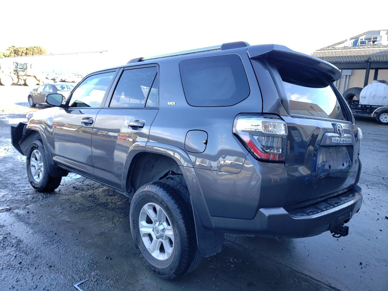 Image 2 of 2022 TOYOTA 4RUNNER SR5 2022 with VIN JTEEU5JR7N5265329