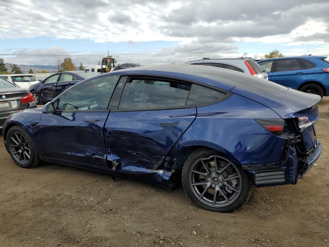 Изображение 2 2022 TESLA MODEL 3  2022 с VIN 5YJ3E1EA4NF373606