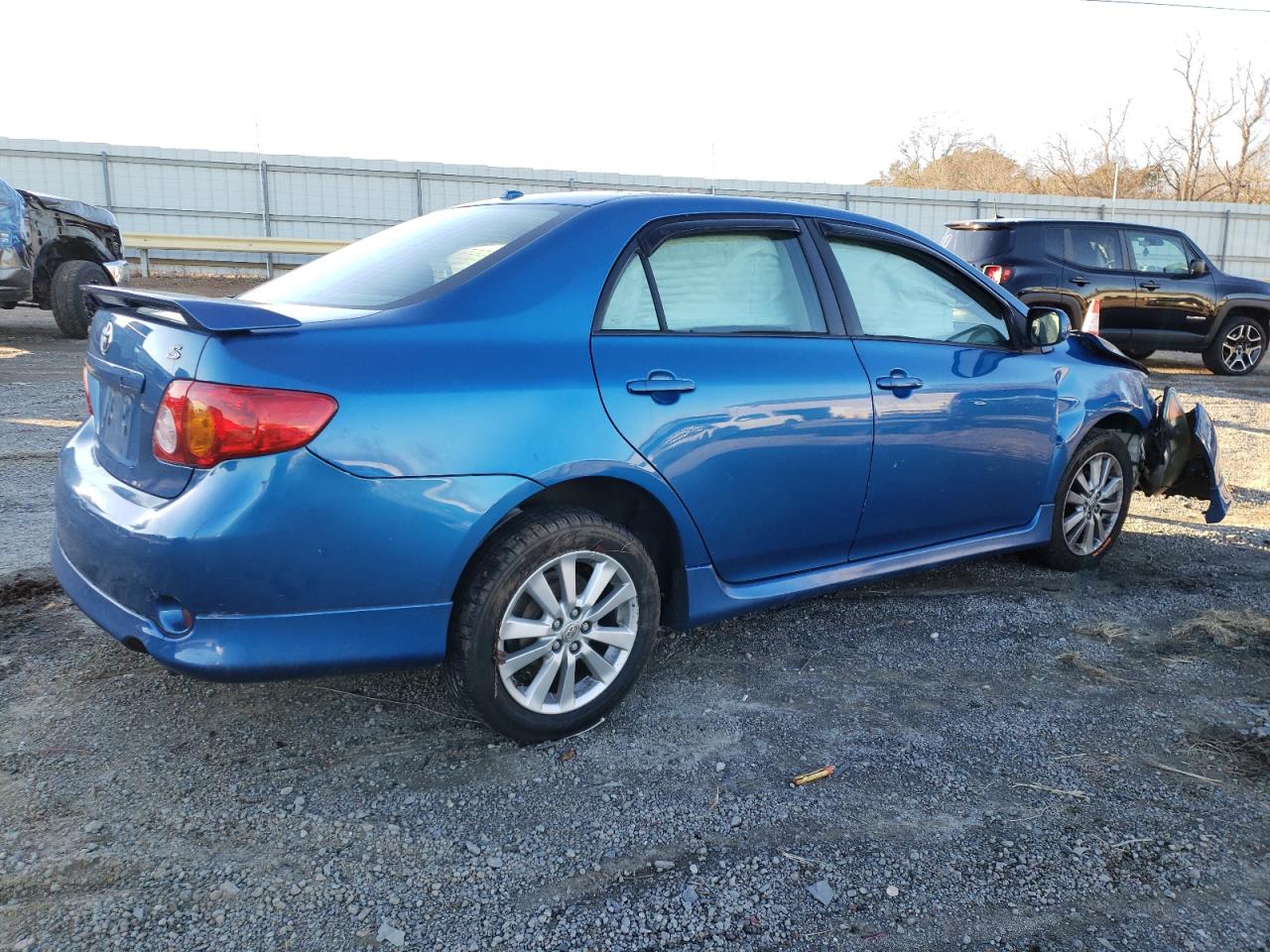 Image 3 of 2009 TOYOTA COROLLA BASE 2009 with VIN 2T1BU40E49C052671