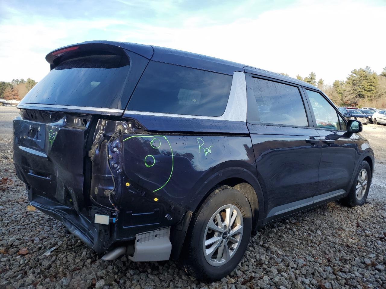 Obraz 3 z 2023 KIA CARNIVAL LX 2023 z VIN KNDNB4H31P6289919