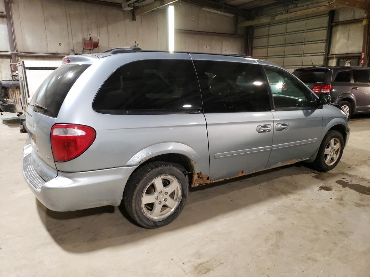 Изображение 3 2005 DODGE GRAND CARAVAN SXT 2005 с VIN 2D4GP44L35R462039