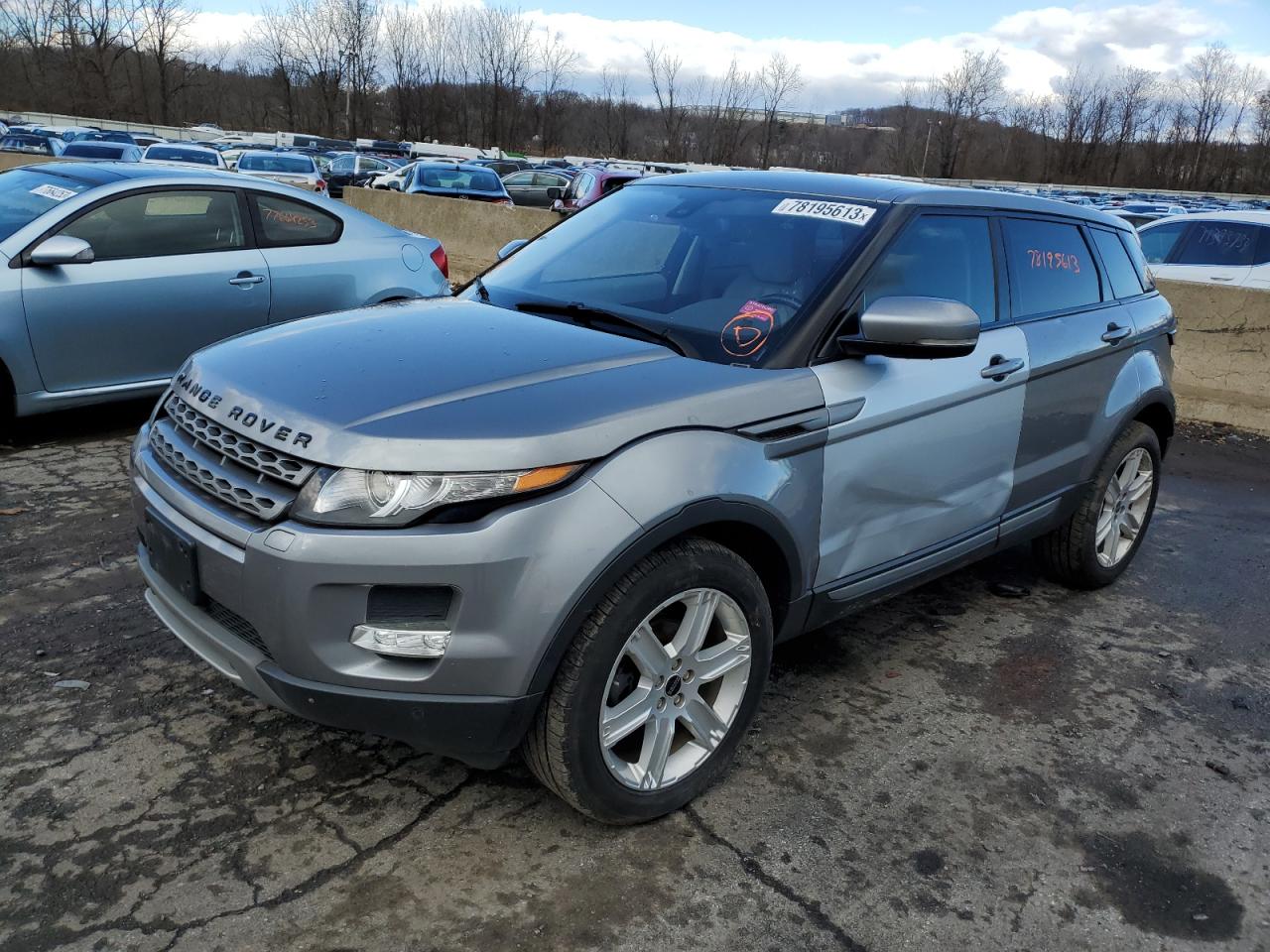 Land Rover Range Rover Evoque Pure Premium 2012 image