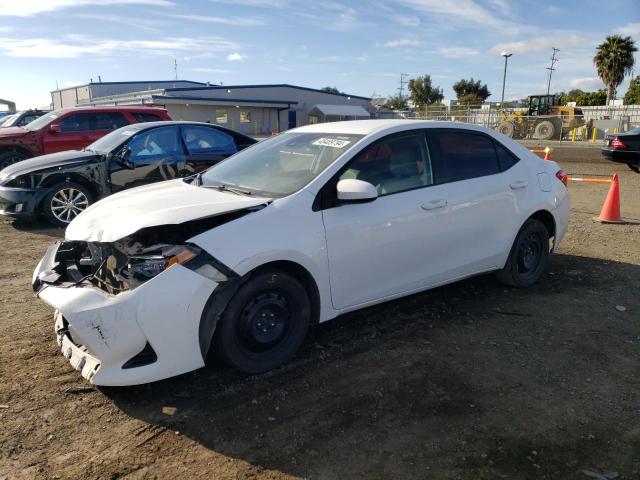 Obraz 1 z 2018 TOYOTA COROLLA L 2018 z VIN 5YFBURHE6JP745960