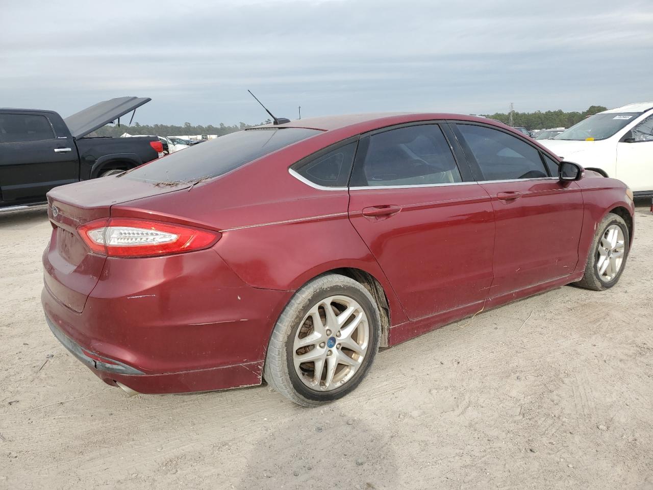 Image 3 of 2013 FORD FUSION SE 2013 with VIN 3FA6P0H79DR252705