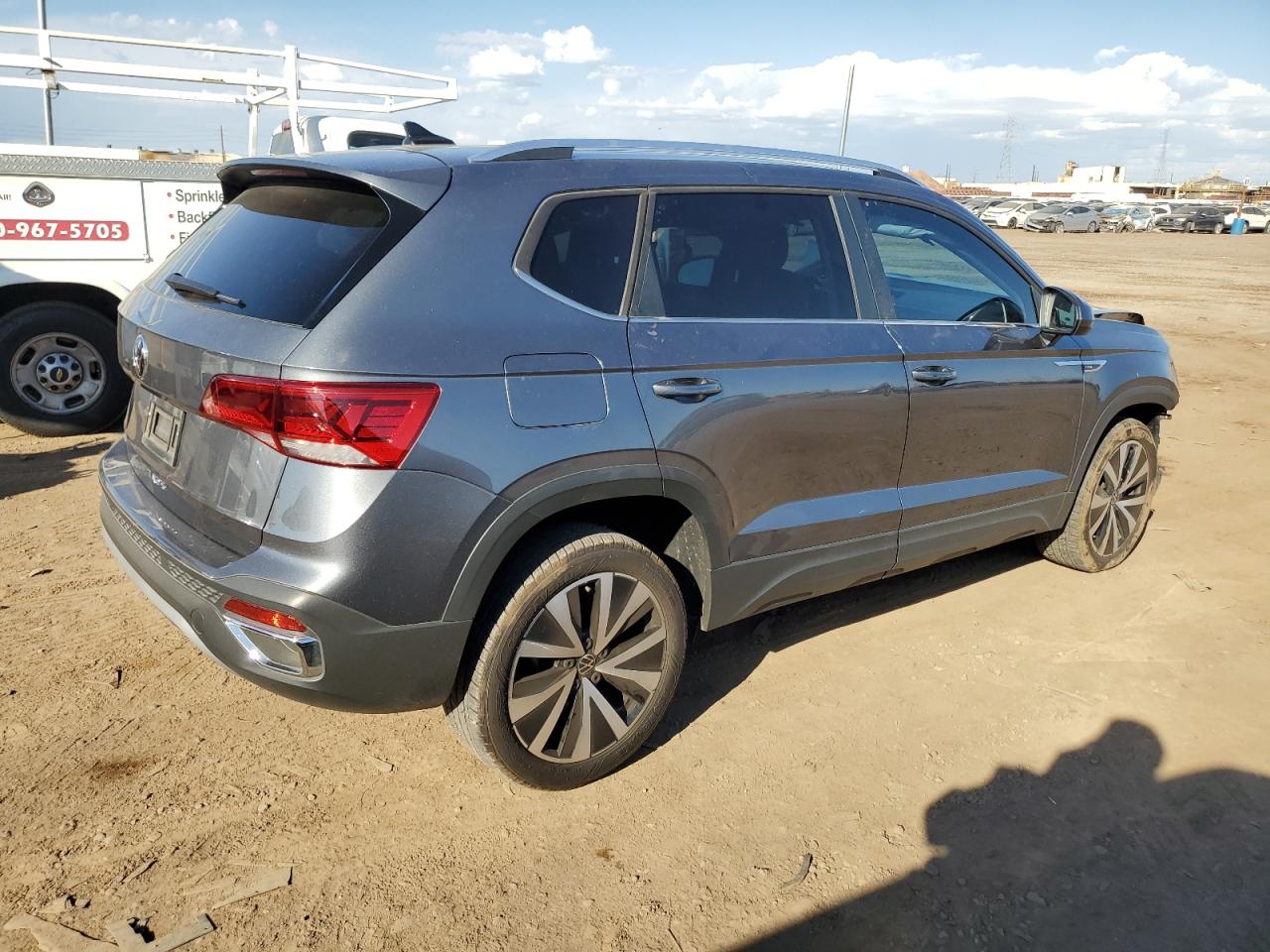 Image 3 of 2022 VOLKSWAGEN TAOS SE 2022 with VIN 3VVTX7B2XNM073186