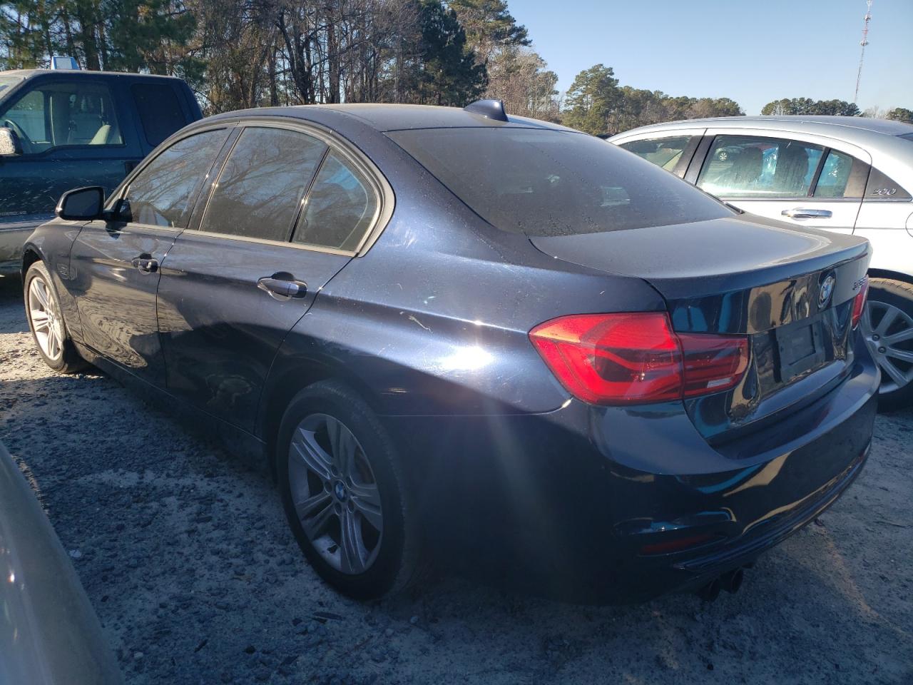 Obraz 2 z 2016 BMW 328 I SULEV 2016 z VIN WBA8E9C56GK647286