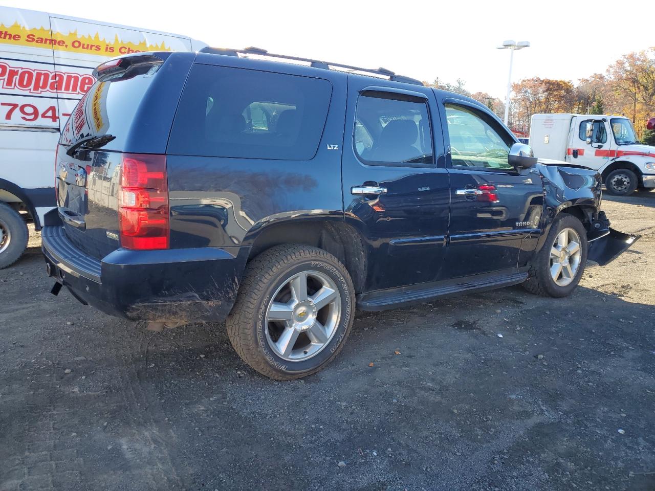 Obraz 3 z 2007 CHEVROLET TAHOE K1500 2007 z VIN 1GNFK13047J351057