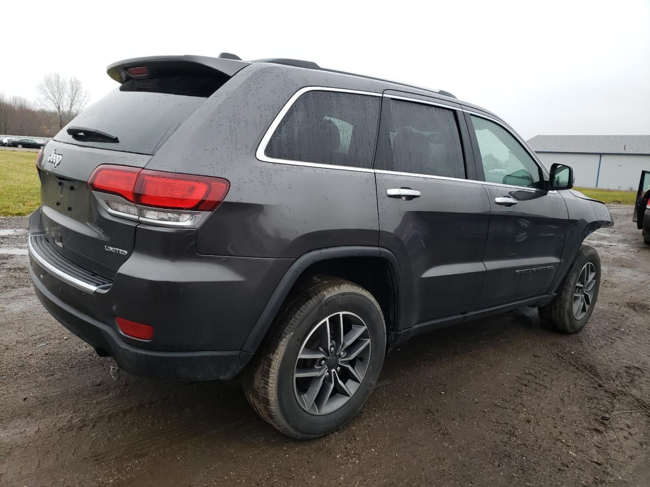 Image 3 of 2021 JEEP GRAND CHEROKEE LIMITED 2021 with VIN 1C4RJFBG8MC776477