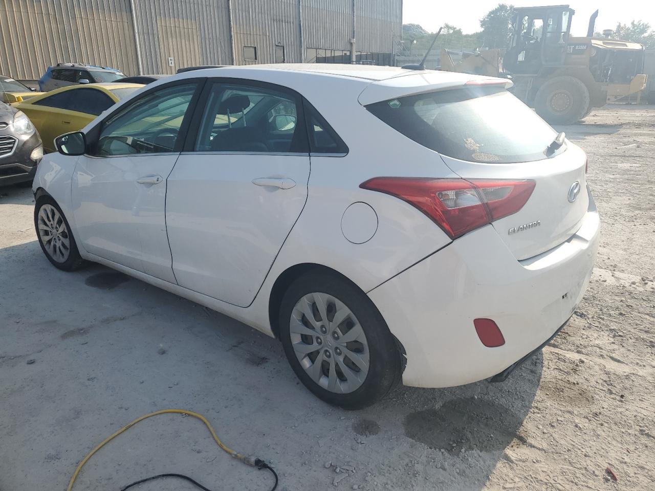 Obraz 2 z 2017 HYUNDAI ELANTRA GT  2017 z VIN KMHD35LH8HU374038