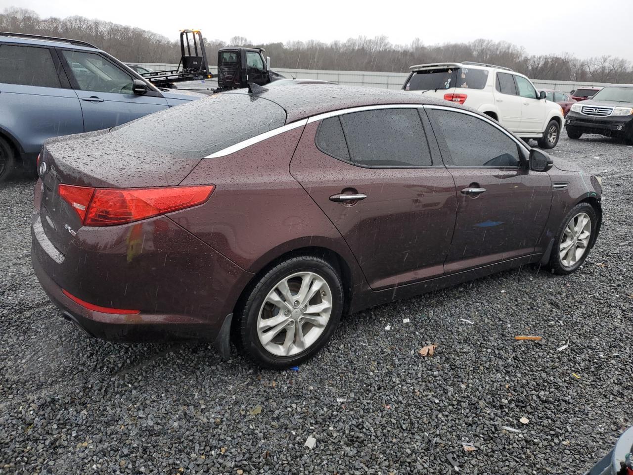 Obraz 3 z 2012 KIA OPTIMA EX 2012 z VIN 5XXGN4A71CG049889