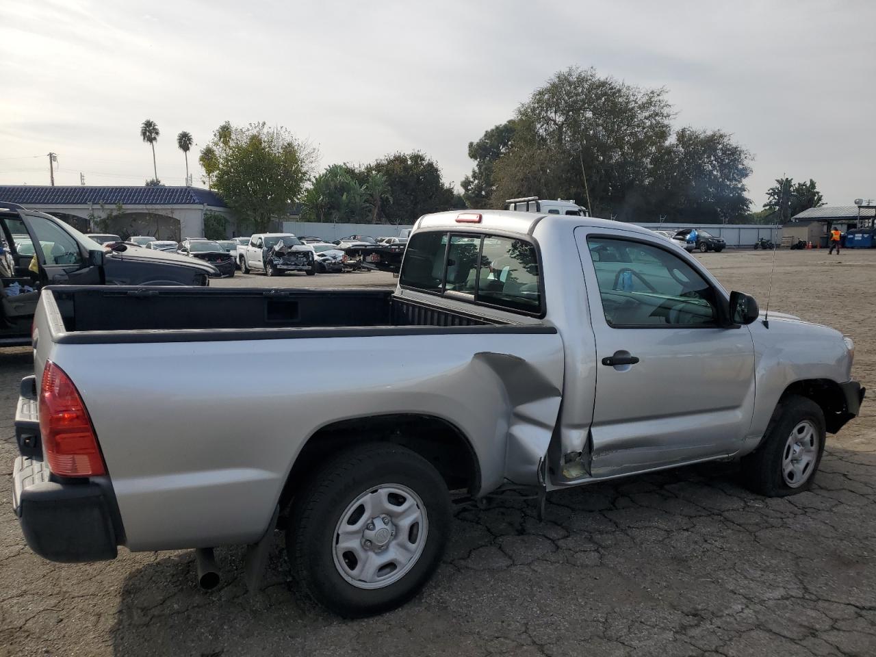 Image 3 of 2012 TOYOTA TACOMA  2012 with VIN 5TFNX4CN5CX010180