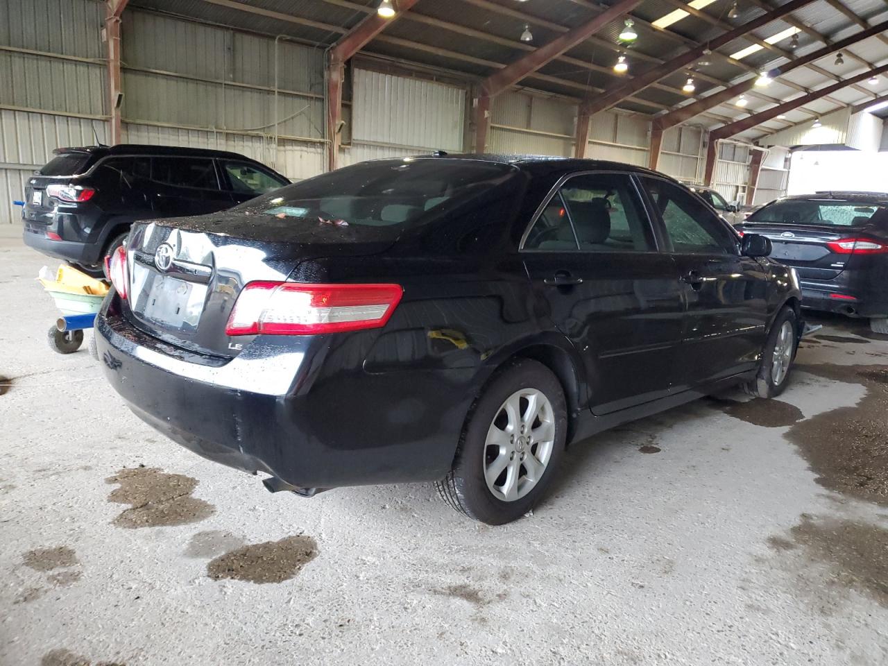 Obraz 3 z 2011 TOYOTA CAMRY BASE 2011 z VIN 4T4BF3EK8BR204139