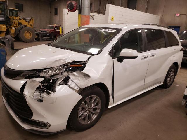 2022 TOYOTA SIENNA XLE 2022 image