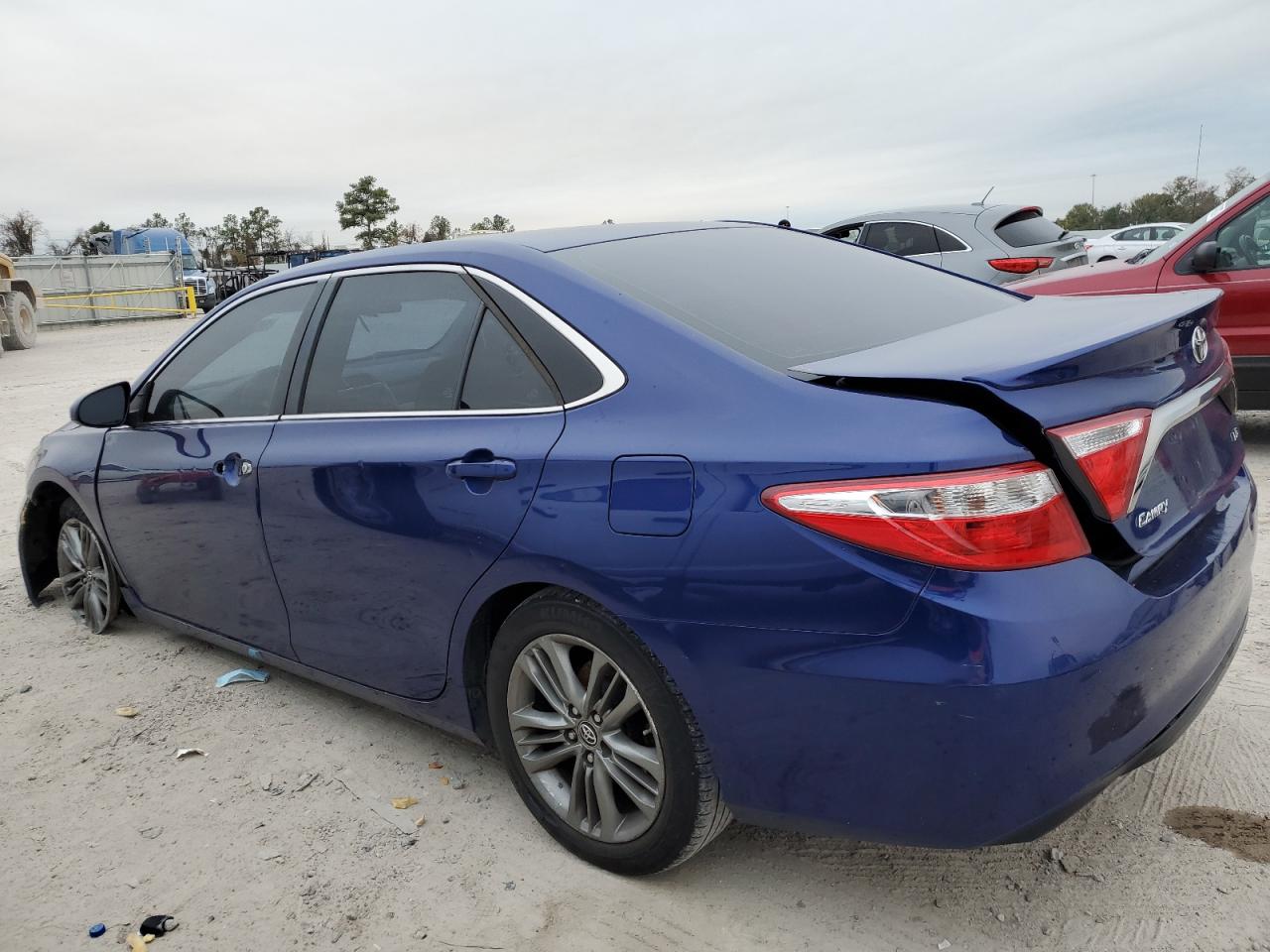 Изображение 2 2015 TOYOTA CAMRY LE 2015 с VIN 4T1BF1FK1FU901607