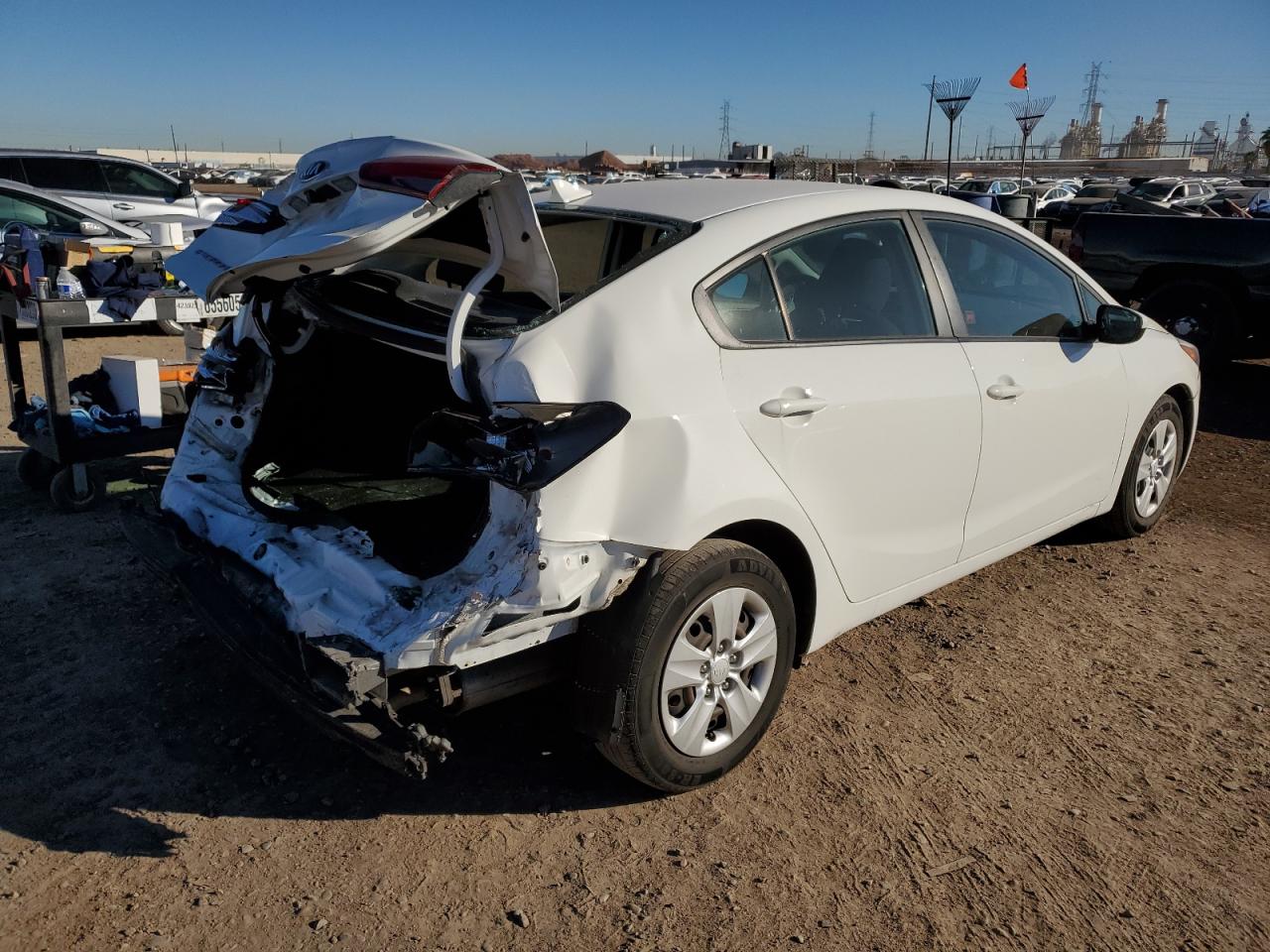 Obraz 3 z 2018 KIA FORTE LX 2018 z VIN 3KPFK4A7XJE284673