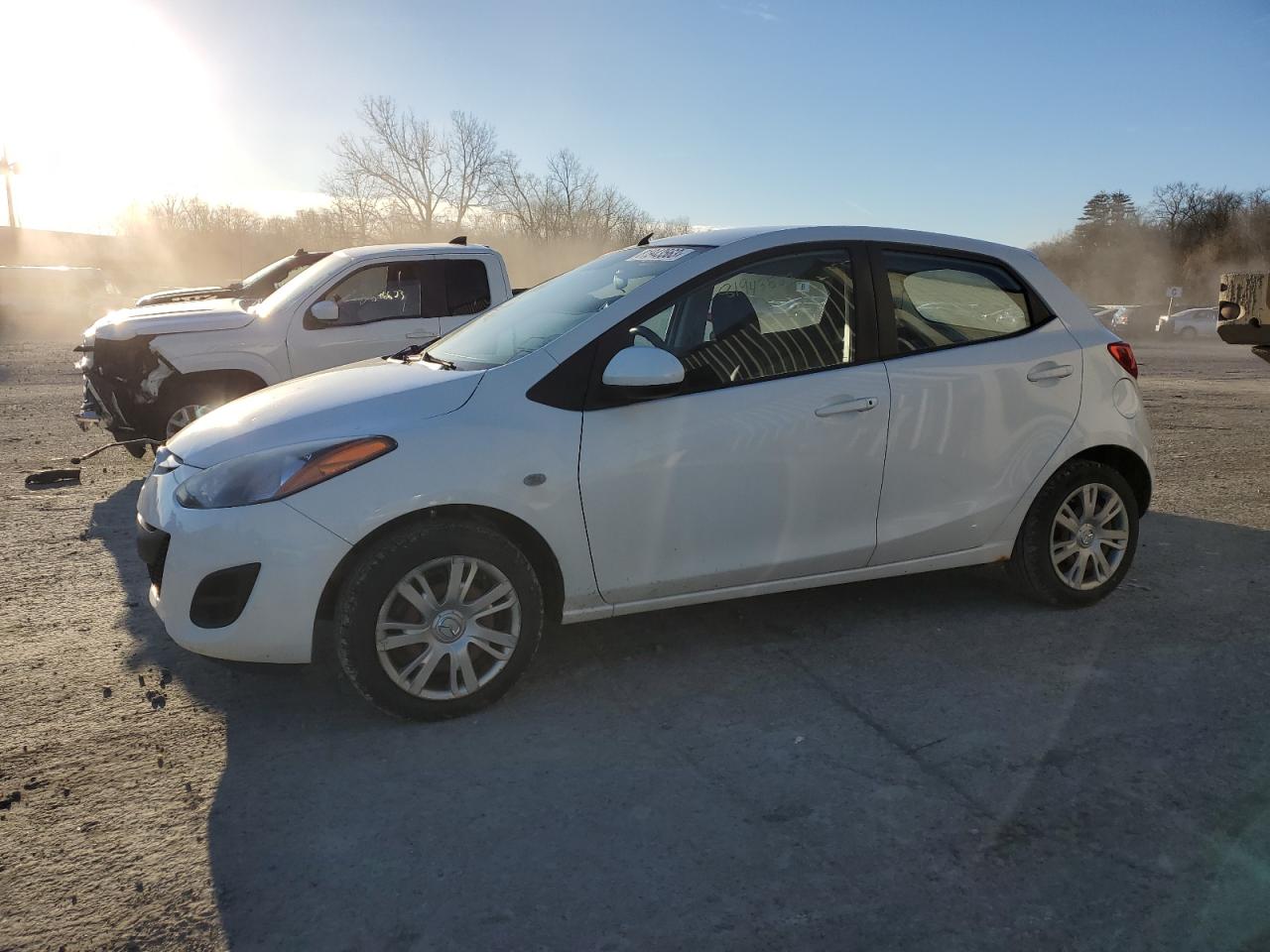 2014 MAZDA MAZDA2 SPORT 2014 image