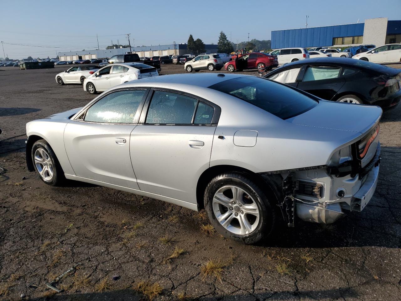 Изображение 2 2022 DODGE CHARGER SXT 2022 с VIN 2C3CDXBG1NH255414
