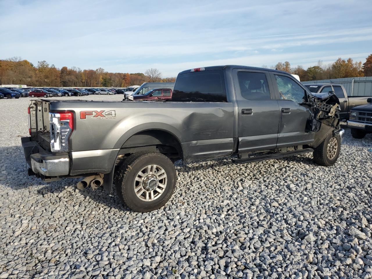 Image 3 of 2019 FORD F350 SUPER DUTY 2019 with VIN 1FT8W3BT2KEF32690
