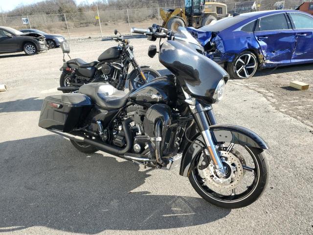 Obraz 1 z 2016 HARLEY-DAVIDSON FLHXSE CVO STREET GLIDE 2016 z VIN 1HD1PXN15GB960745