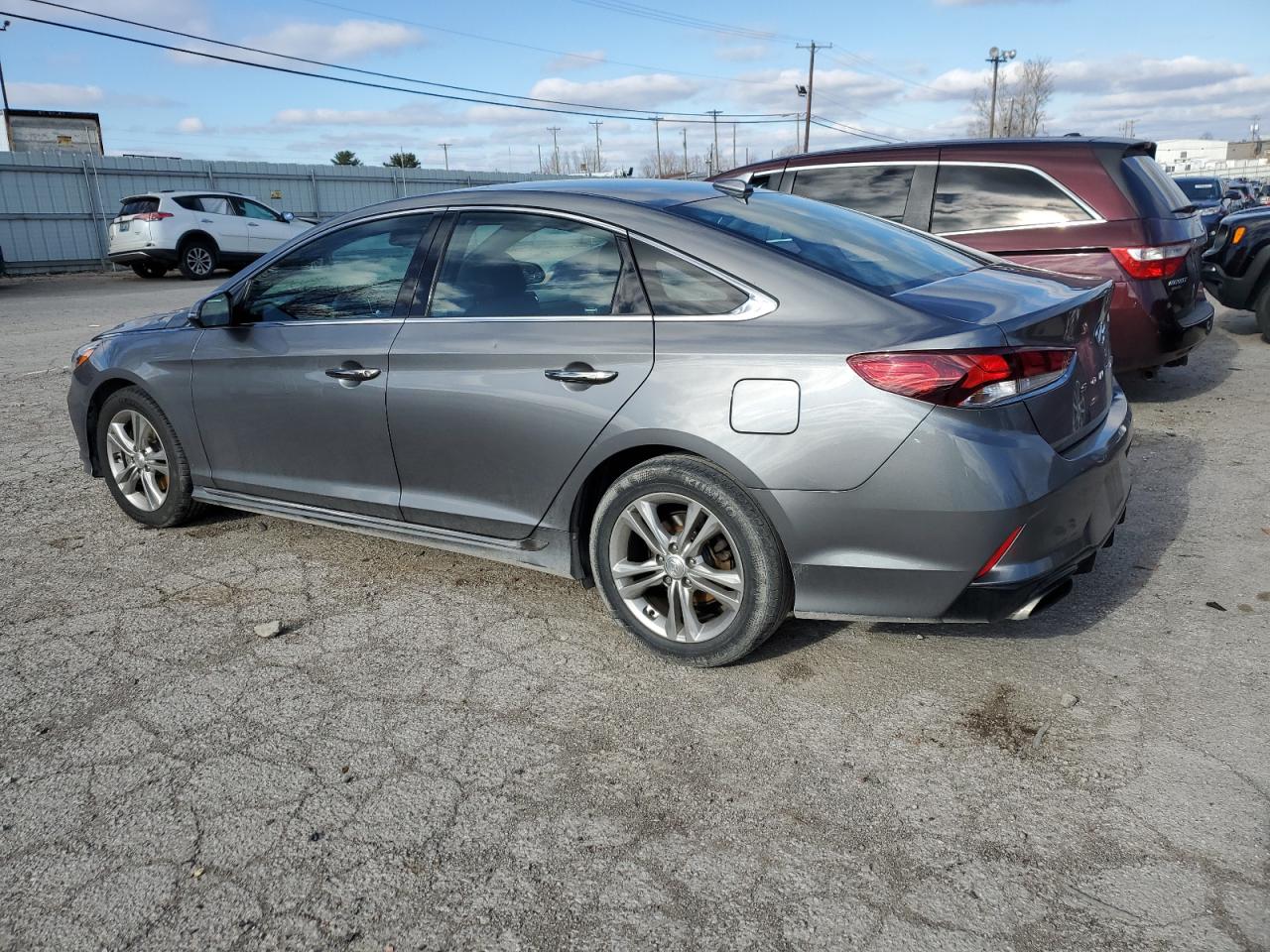 Image 2 of 2018 HYUNDAI SONATA SPORT 2018 with VIN 5NPE34AF4JH647724