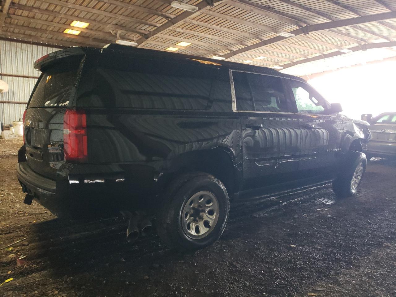 Изображение 3 2020 CHEVROLET SUBURBAN K1500 LS 2020 с VIN 1GNSKGKC9LR295710